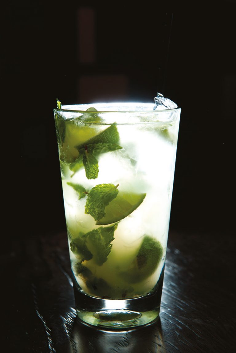 Stefan Grill Chicago mojito cocktail