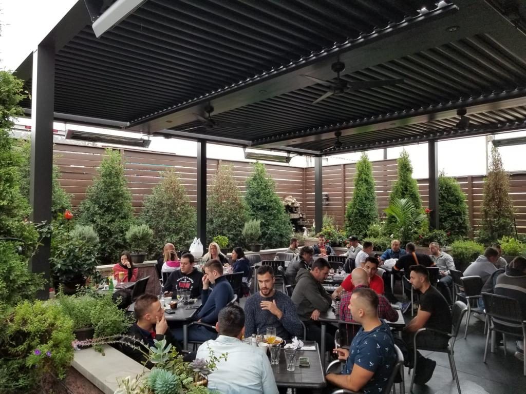 Stefan Grill Chicago patio